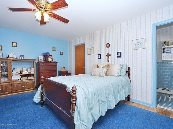 5th image of 225 Saint Johns Ave