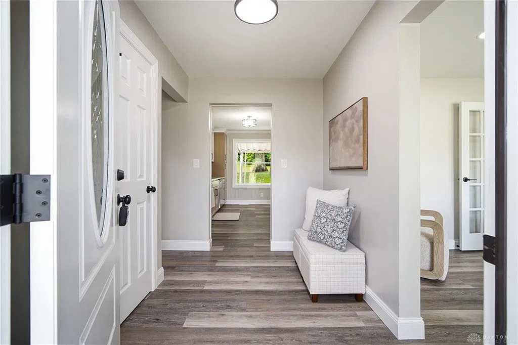 3 bed, 2.0 bath, $2,300 — Photo 3