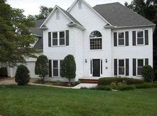 3 Shadetree Ct, Greer, SC 29651