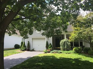 22 Amberwinds Ct, Lakewood, NJ 08701