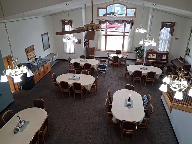 The Oaks — Photo 2