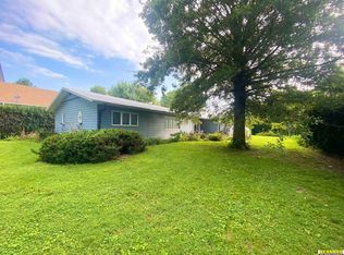 301 Eldon St, Thayer, IA 50254