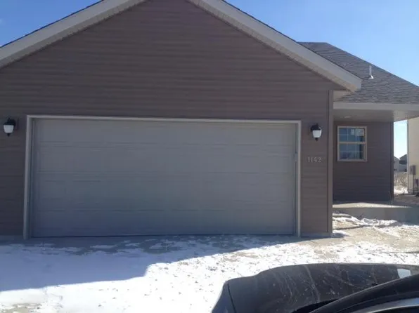 1142 Yellowstone Ave, Saint Cloud, MN 56303