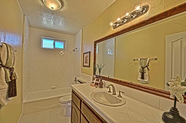 8727 Arcadia Ave — Photo 8