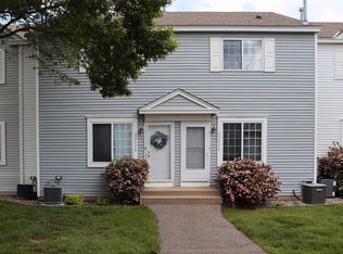 13173 Murdock Ter, Eden Prairie, MN 55347