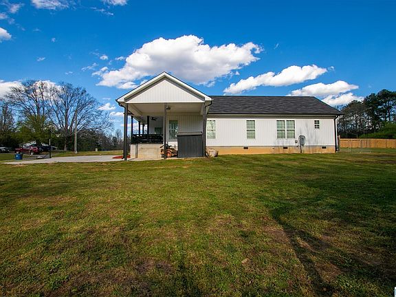 2nd image of 4490 Spunky Hollow Rd