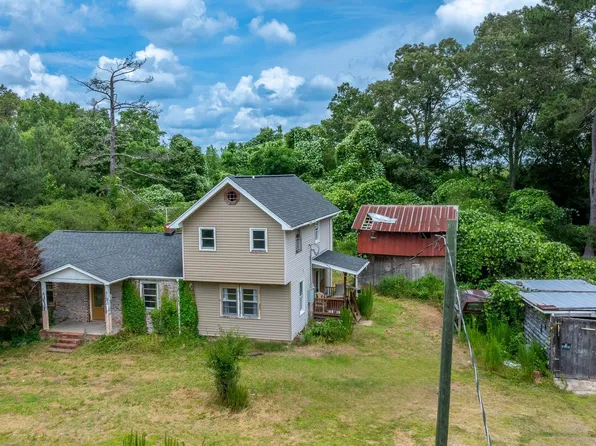 2180 Horseshoe Falls Rd, Enoree, SC 29335