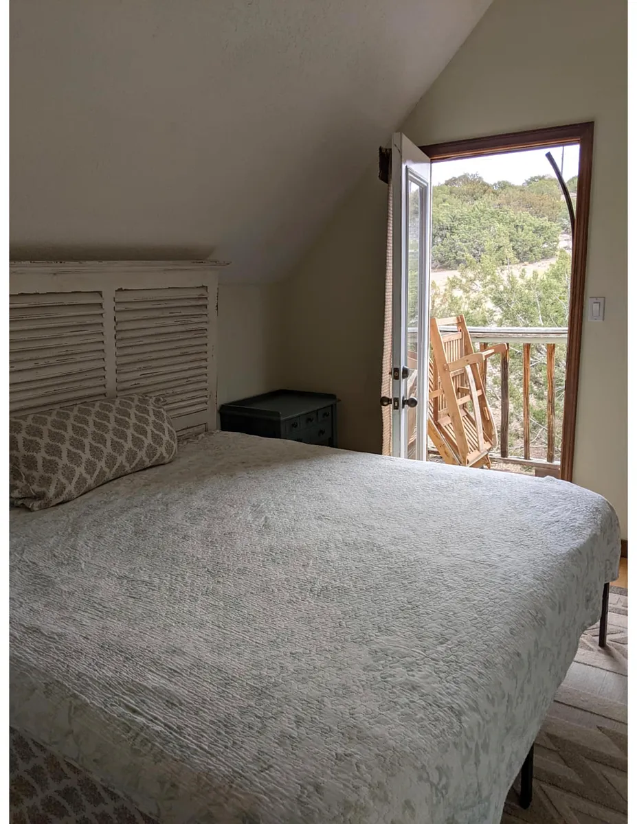 Master bedroom with patio - Placitas West Rd