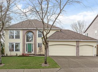 29003 SW Crestwood Dr, Wilsonville, OR 97070