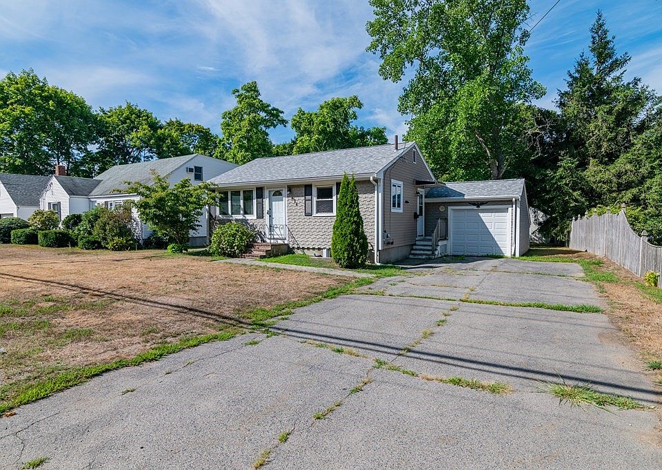 494 S Franklin St, Holbrook, MA 02343 Zillow