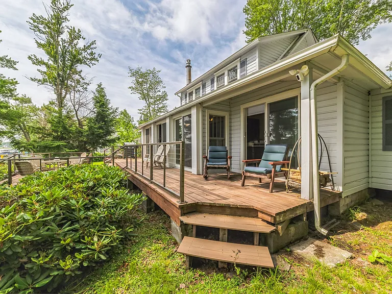 154 Sunset Ave — Photo 32