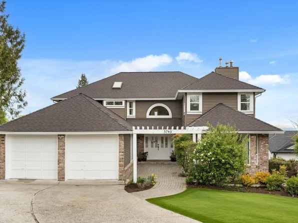 5740 189a St, Surrey, BC V3S 7M4