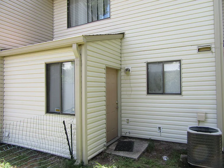 802 West St — Photo 20
