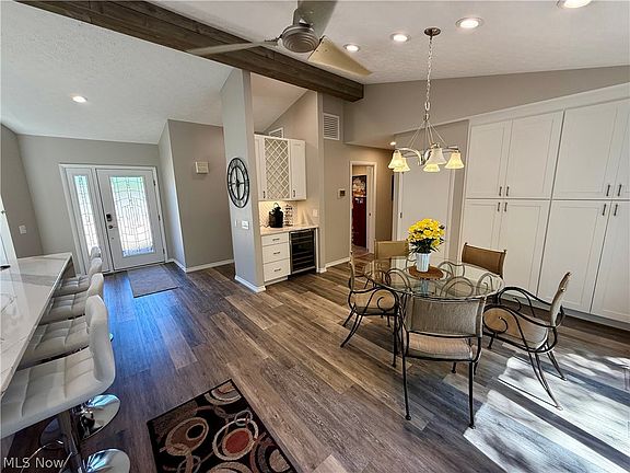 4th image of 33009 Woodhaven Cir