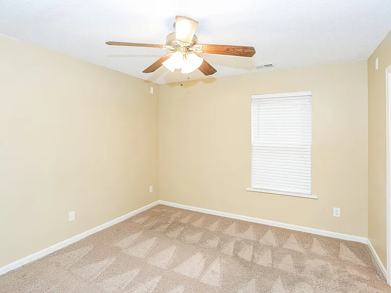 5880 Mahogany Pl SW — Photo 9