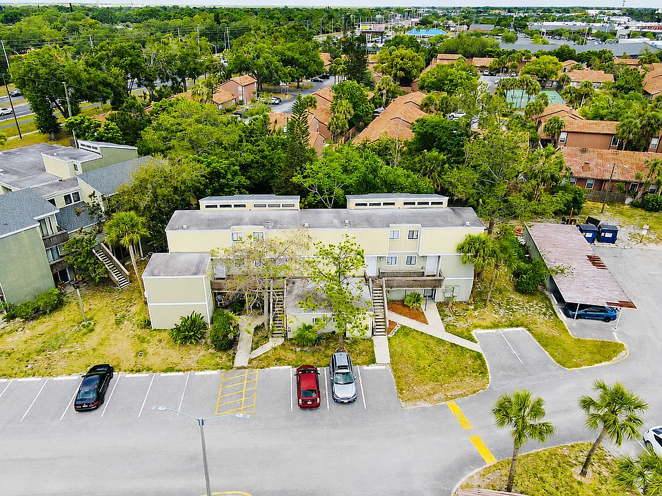 1st image of 123 Scottsdale Sq #123