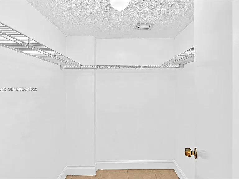 9410 Tangerine Pl #105 — Photo 21