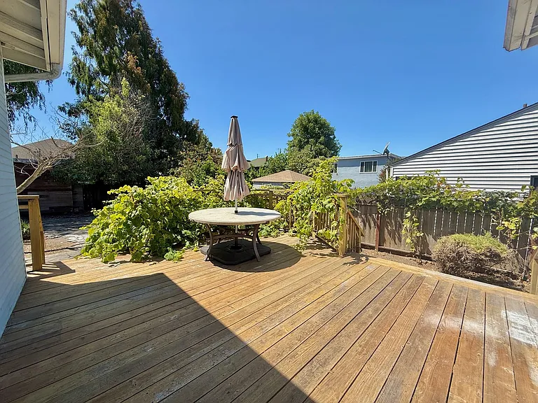 1538 62nd St — Photo 21