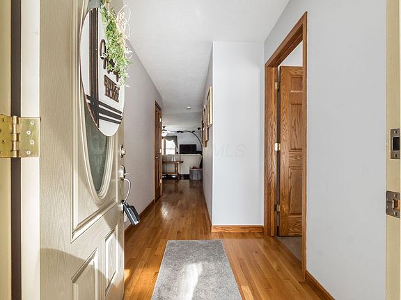 3rd image of 66 Valley Ct