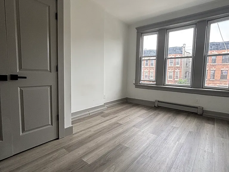 83 Bostwick Ave #4.1 — Photo 5