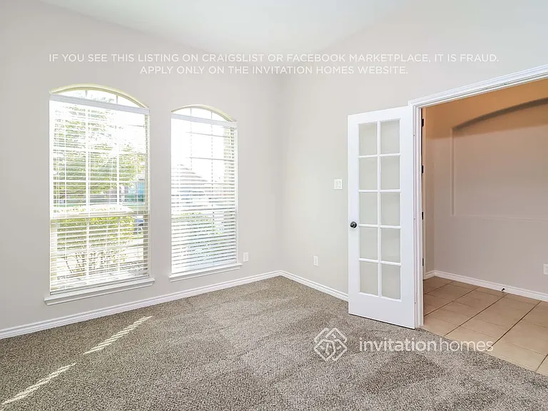 1155 Rosemary Ct — Photo 9