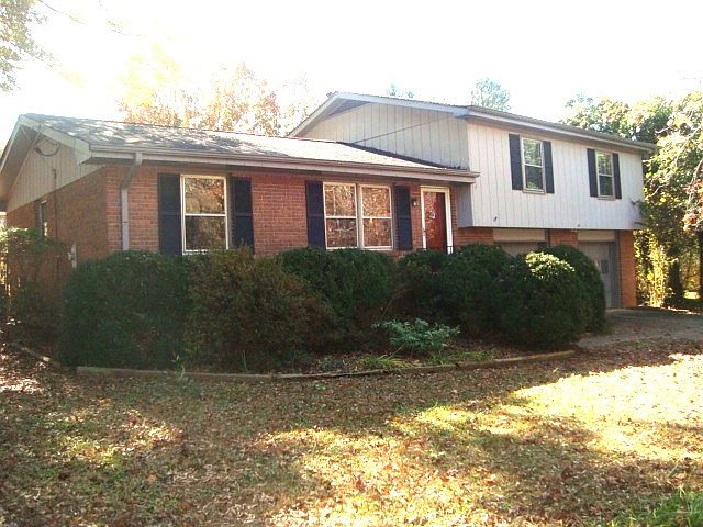 1st image of 2854 Jordan Woods Dr