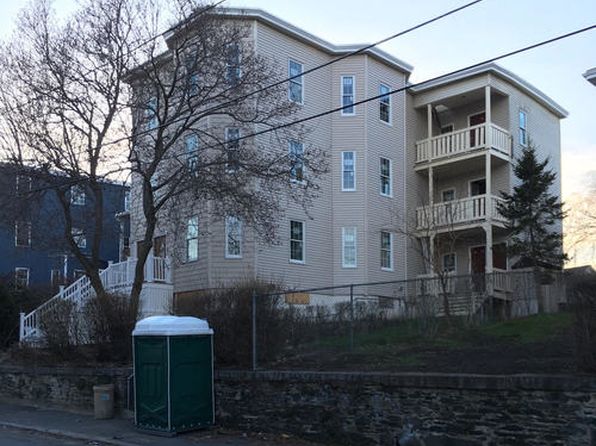 63 Varney St #65-1