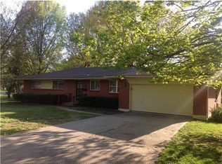 8120 Willow Way, Raytown, MO 64138
