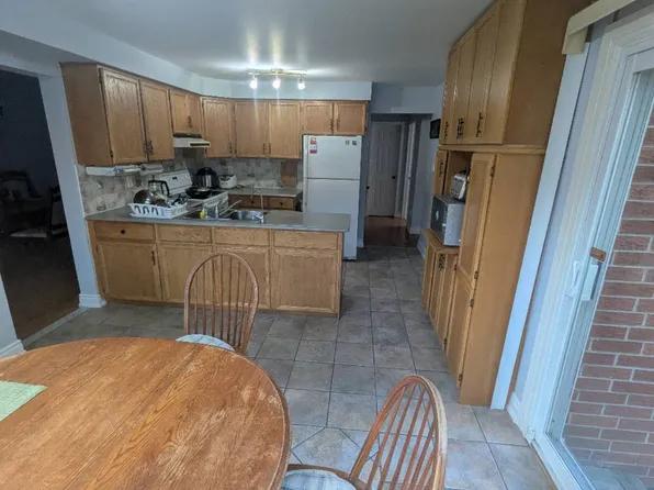 37 Garnish Grn, Markham, ON L3P 4P4