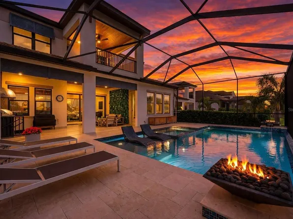 3034 Christophers Watch Ln, Ruskin, FL 33570