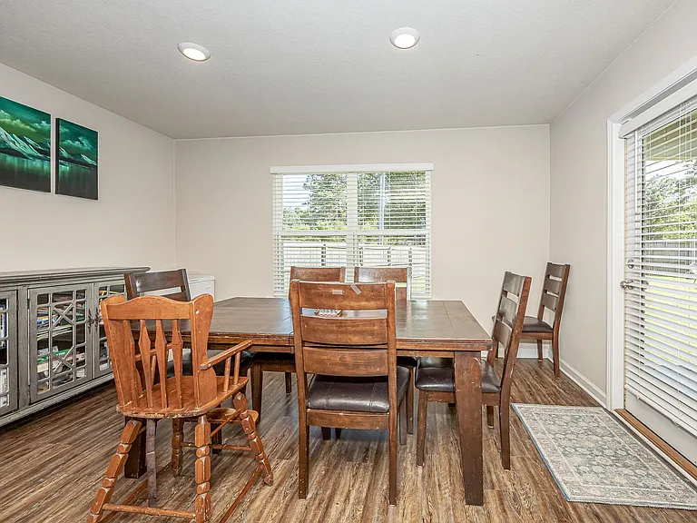 9125 Bellewood Dr — Photo 12