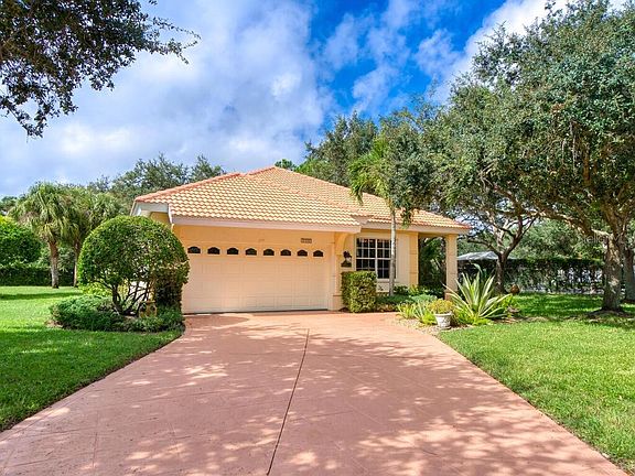 2nd image of 3732 Cadbury Cir #11