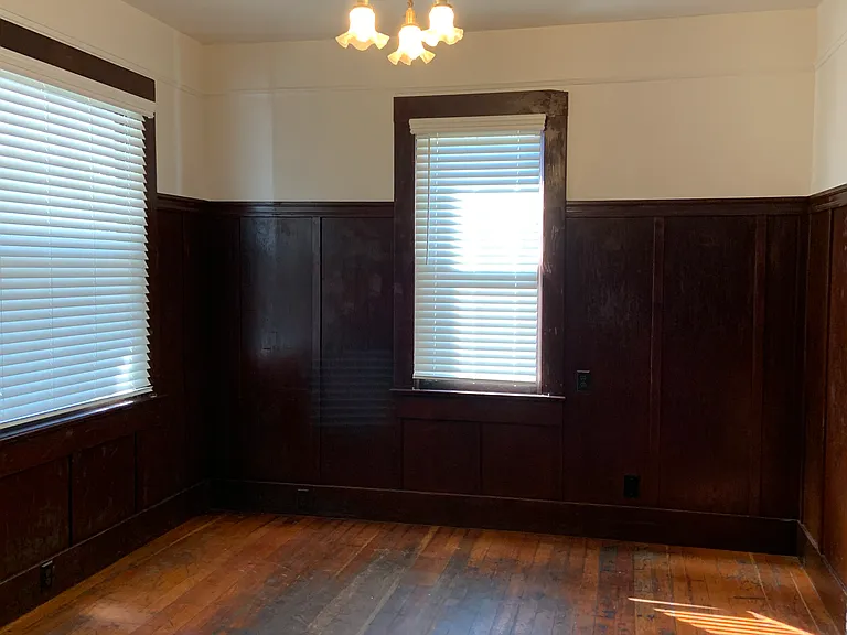 1418 Division St — Photo 3