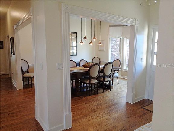 3rd image of 1225 Park Pointe Ln