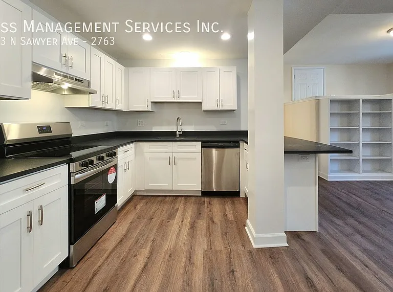 2763 N Sawyer Ave #2763 — Photo 2