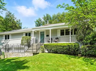 65 Shepherds Dr, Scarsdale, NY 10583