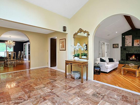 5th image of 77 Central Drive