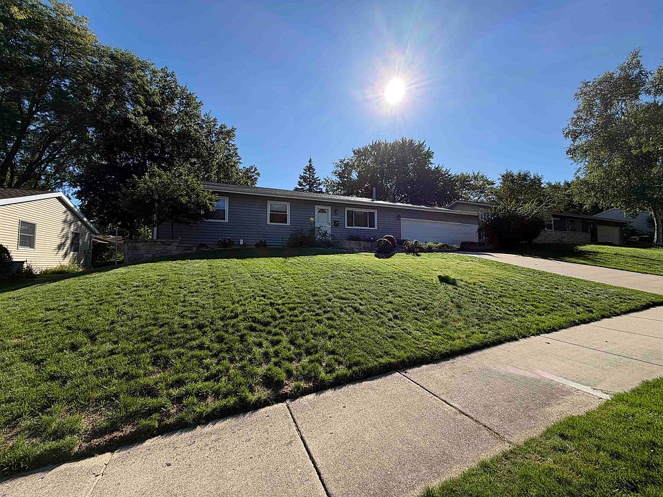 1st image of 2513 Sara Rd