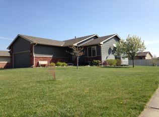 1464 E Sunset Ct, Goddard, KS 67052