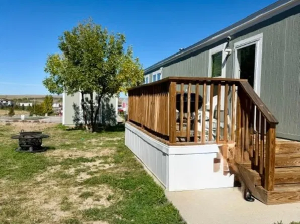 4901 E Lathrop Rd #118, Evansville, WY 82636