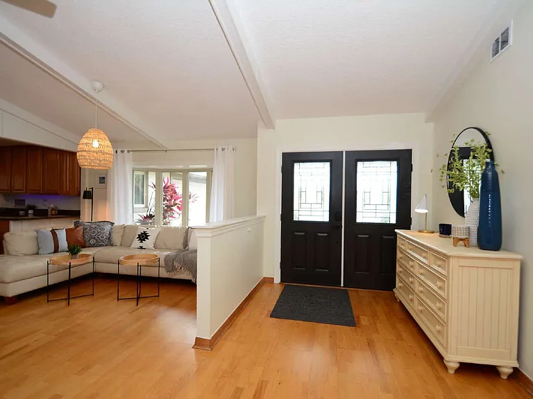 58 Comanche Ct — Photo 5