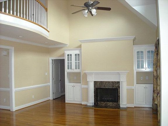 2nd image of 302 Chancery Dr