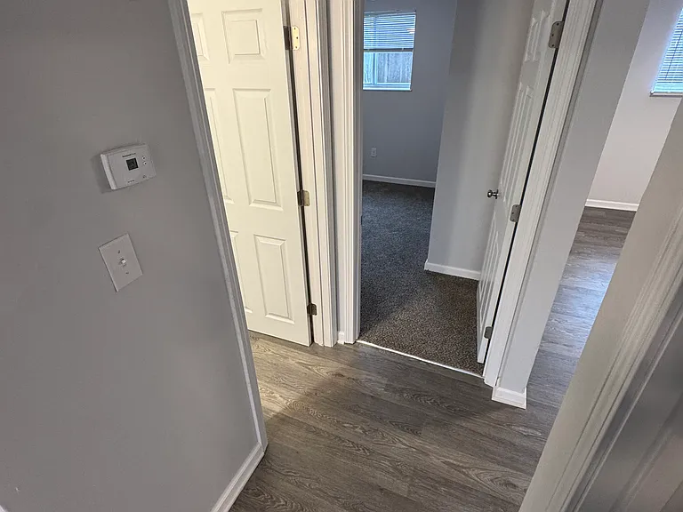 Sunrise Valley Apartments — Photo 12