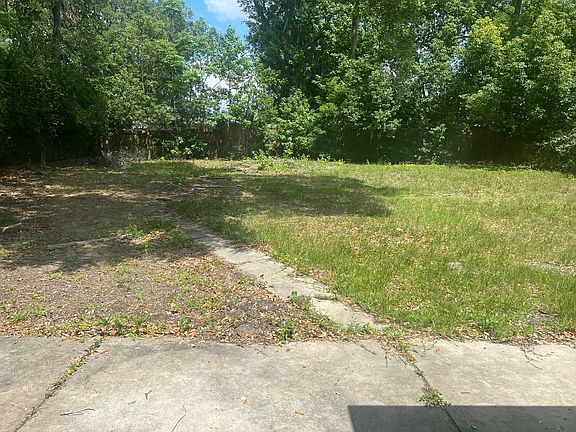 5th image of 4811 Ducheneau Dr
