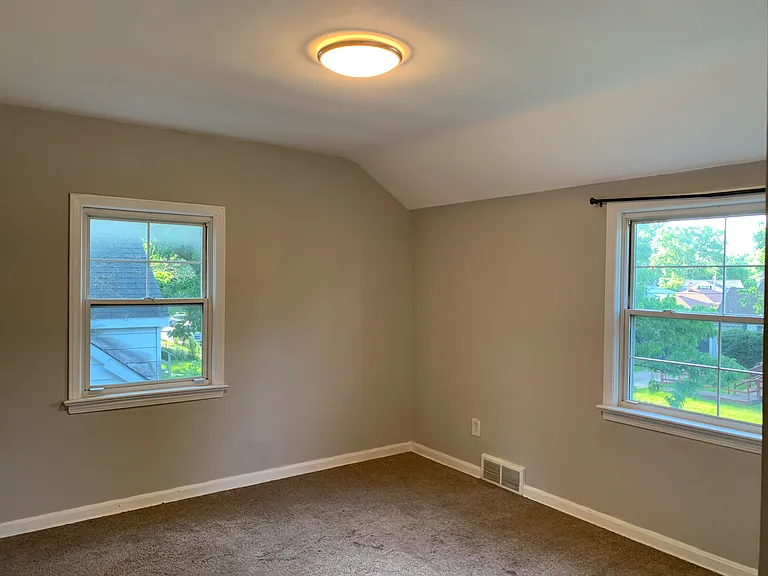 4320 Elmwood Rd — Photo 20