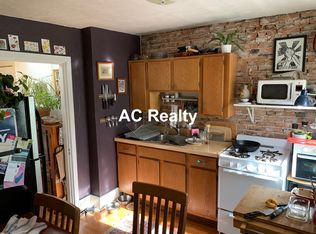 14 Evergreen Sq #3, Somerville, MA 02143