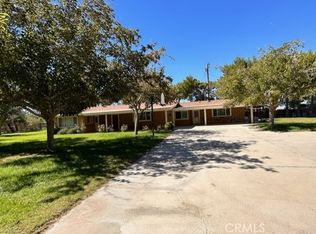 25184 Agate Rd, Barstow, CA 92311