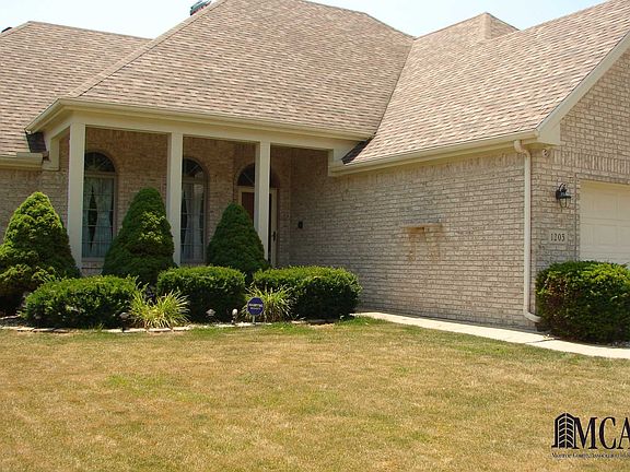 2nd image of 1205 Burningbush Ct