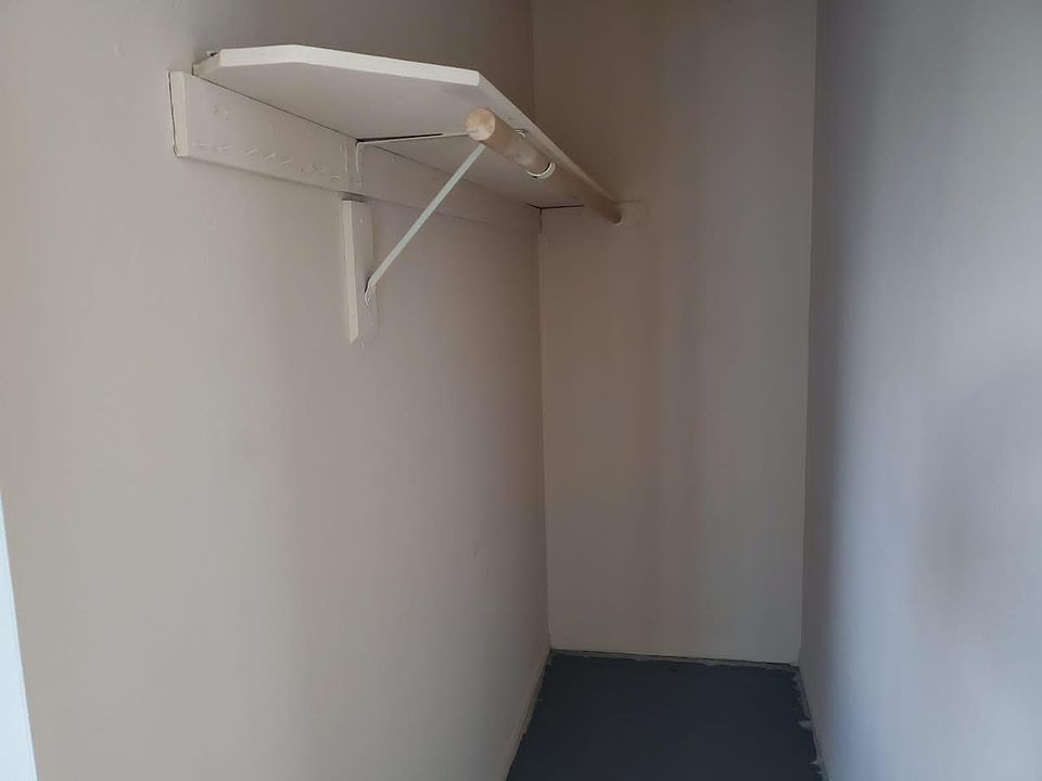 1st image of 719 E Acacia Ave APT 201