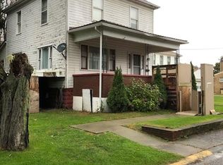 1919 Marianna St, Wellsburg, WV